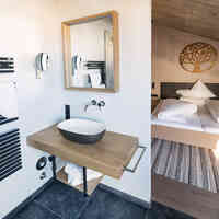 Glanzer Homes Längenfeld Zentrum Badezimmer scheane Suite