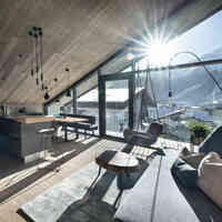 Glanzer Homes Längenfeld Zentrum Wohnzimmer sunnige Suite