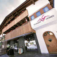 Glanzer Homes Eingang Pension Sölden