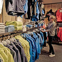 Hotel Sonne Intersport Glanzer Sölden Jackensortiment