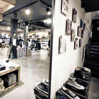 Ladensortiment im Style Glanzer Intersport Sölden